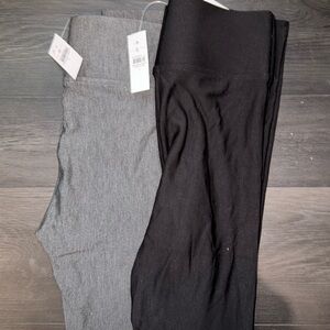 Brand New With Tags Loft - Lou & Grey Signaturesoft Legging - Size Small